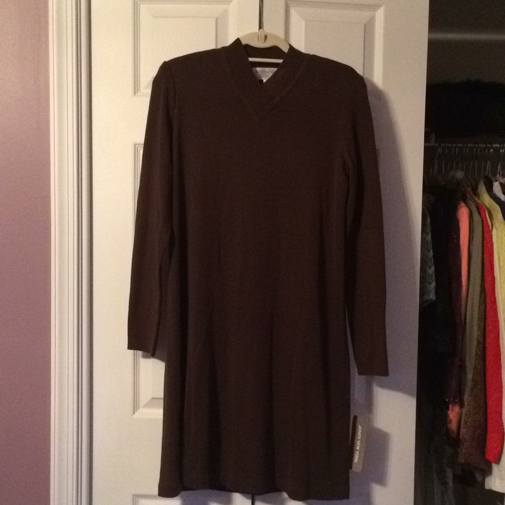 Jones New York brown sweater dress. NWT